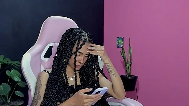 Juanadearco5 online show from January 2025 01:16:02 AM