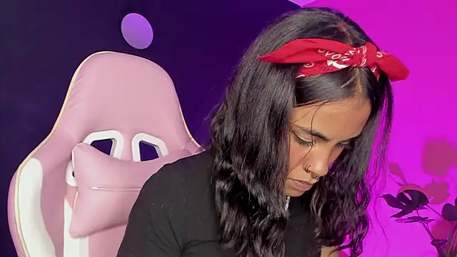 Juanadearco5 online show from January 2025 10:51:02 PM