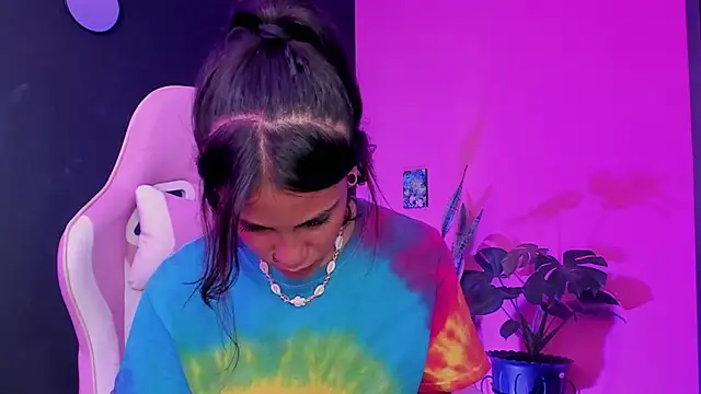 Juanadearco5 online show from February 2025 02:58:02 PM