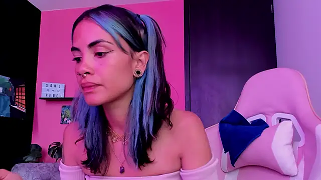 Juanadearco5 online show from September 2025 02:31:01 PM