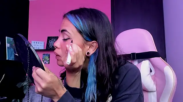 Juanadearco5 online show from October 2025 05:21:02 PM