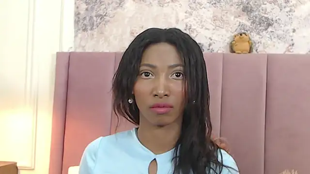 SabrinaDevill online show from October 2025 01:09:01 PM