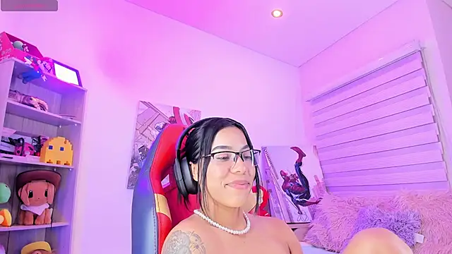 madelyn rose  online show from February 2025 08:29:02 AM