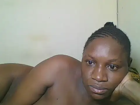 Prettyface25 online show from April 2026 08:34:01 AM