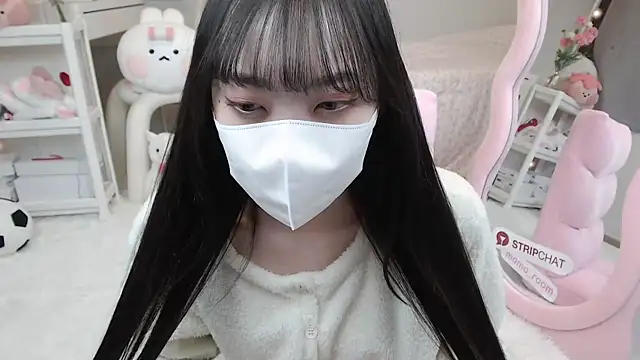 Snapshot of momo_room chatting on January 2025 09:02:02 AM momo room online show from January 2025 09:02:02 AM