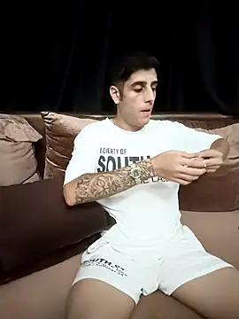 arenn1997 online show from September 2025 10:22:01 PM