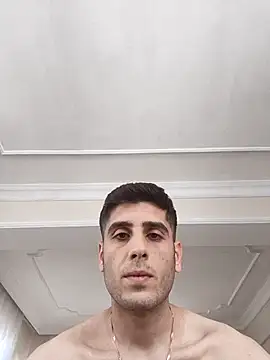 arenn1997 online show from October 2025 12:17:01 PM