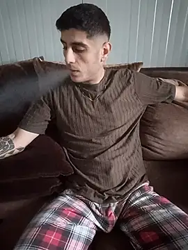 arenn1997 online show from March 2026 12:20:01 PM