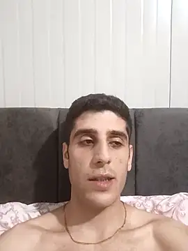 arenn1997 online show from April 2026 10:29:02 PM