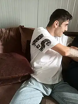 arenn1997 online show from April 2026 12:46:02 PM