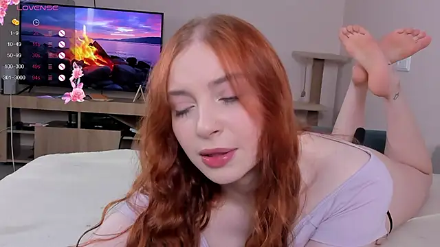 Snapshot of cinnabon_girls chatting on December 2024 03:00:02 PM cinnabon girls online show from December 2024 03:00:02 PM