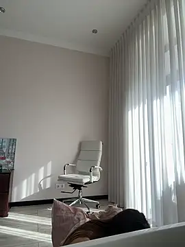 Hott Lolla online show from March 2025 08:08:01 AM