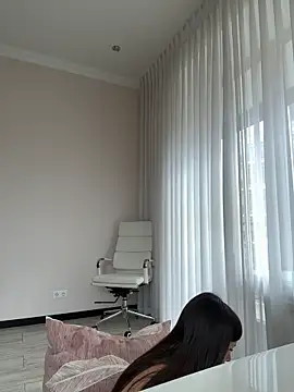 Hott Lolla online show from March 2025 08:04:01 AM