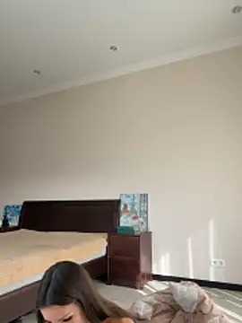 Hott Lolla online show from February 2026 08:26:01 AM