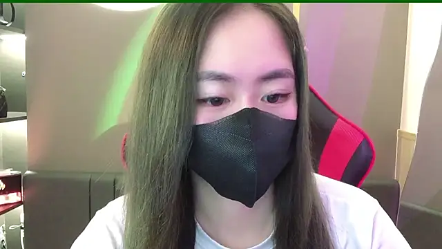 Snapshot of witch-39 chatting on December 2024 11:40:02 PM witch-39 online show from December 2024 11:40:02 PM