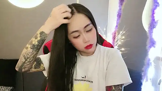 Snapshot of witch-39 chatting on January 2025 01:11:01 AM witch-39 online show from January 2025 01:11:01 AM