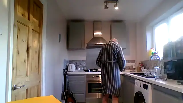 jimmybenido online show from March 2026 05:39:01 PM