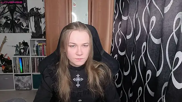 stellablondy online show from June 2026 01:15:02 PM