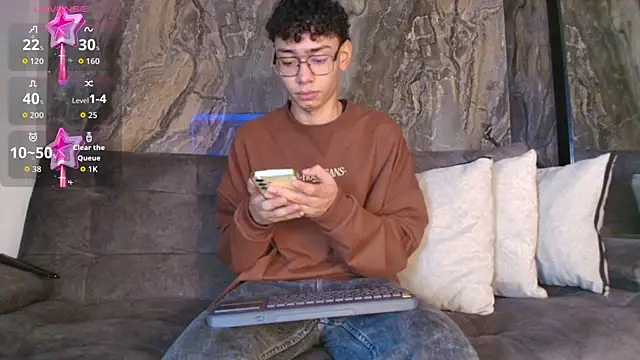 Daviid laidd online show from October 2025 12:20:02 AM