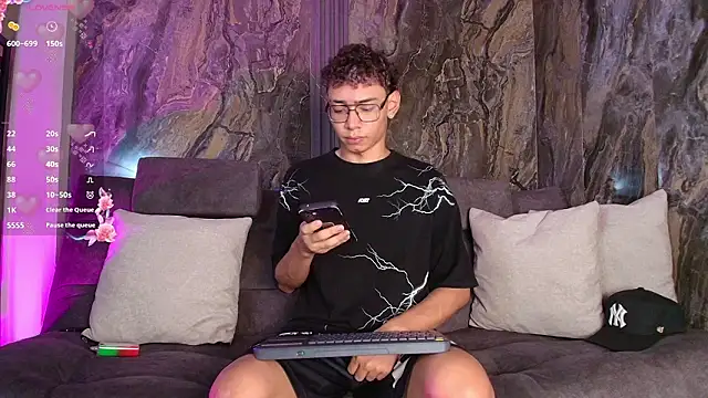 Daviid laidd online show from February 2026 07:31:01 PM