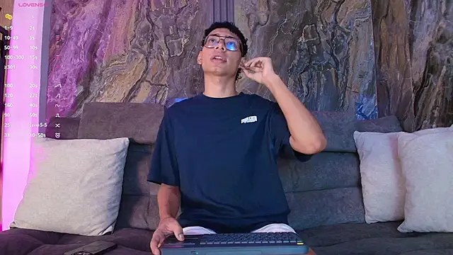 Daviid laidd online show from March 2026 07:42:01 PM