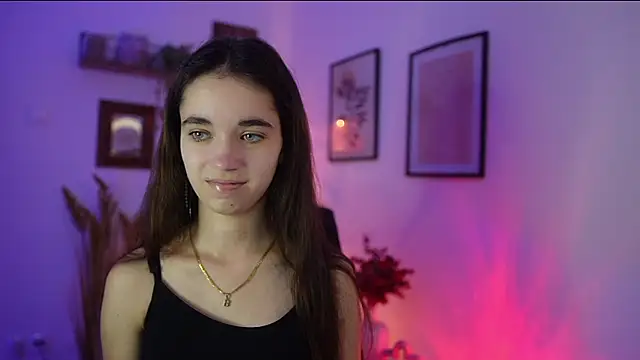 Gia Paige18 online show from November 2025 09:42:02 AM