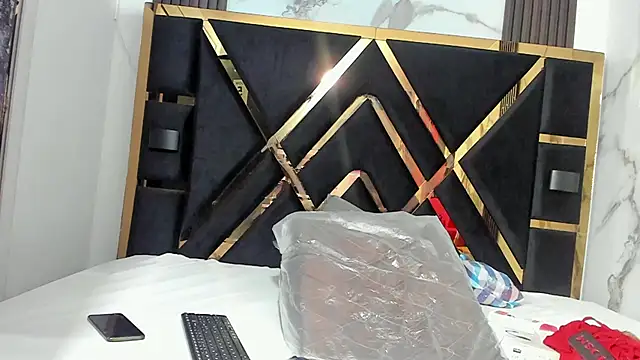 sweetebonny1 online show from December 2024 10:28:02 AM