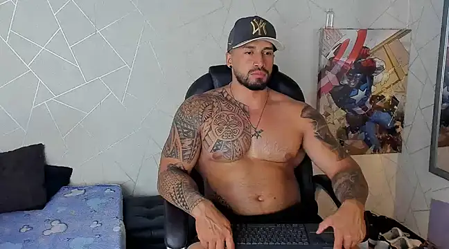 Cristian Walker online show from March 2025 10:37:02 PM