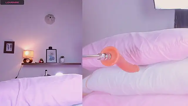 Snapshot of Keisy_Kloe chatting on December 2024 01:51:01 PM Keisy Kloe online show from December 2024 01:51:01 PM