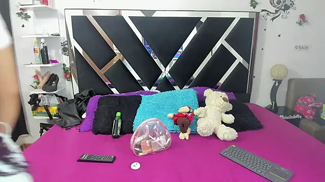 1lovelygirls online show from January 2025 11:44:02 AM