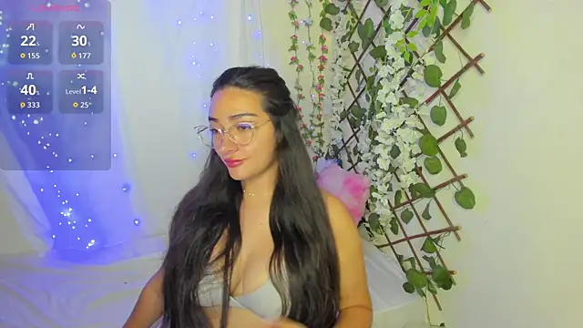 Snapshot of zara41 chatting on June 2026 05:01:02 PM zara41 online show from June 2026 05:01:02 PM