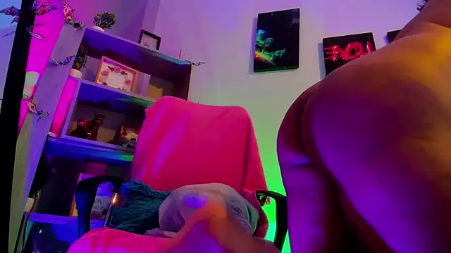 kuromi69 online show from October 2025 04:12:01 AM