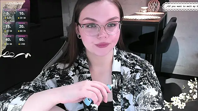 EvaBae online show from January 2025 09:39:01 AM