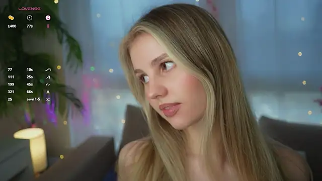 Snapshot of Fluffy-Angel chatting on January 2025 08:02:02 AM Fluffy-Angel online show from January 2025 08:02:02 AM