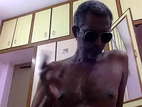 Lookin4Kinky Partner online show from December 2025 06:28:01 PM