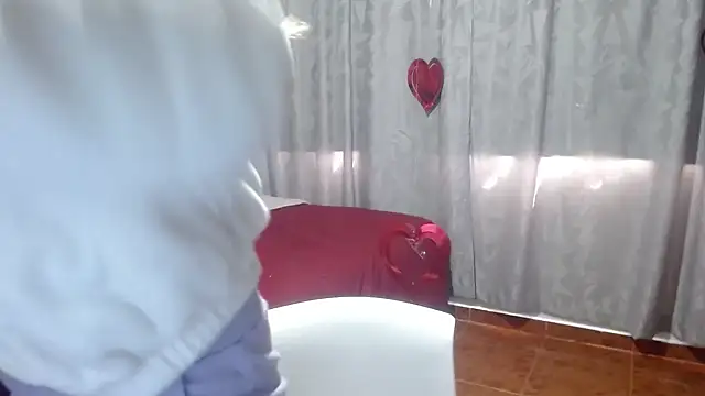 zhoelis xx online show from February 2025 02:44:02 PM