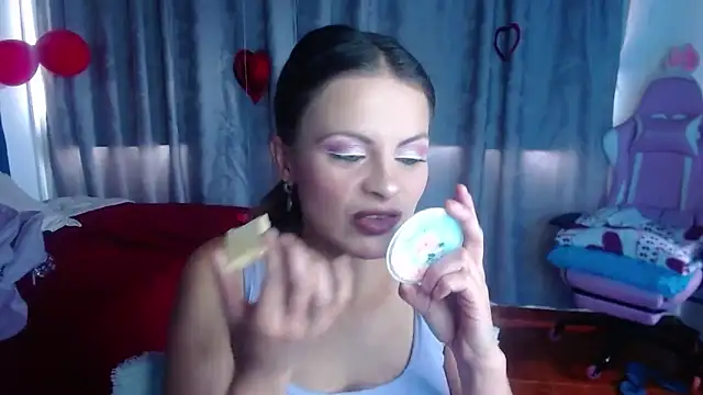 zhoelis xx online show from February 2025 05:49:02 PM