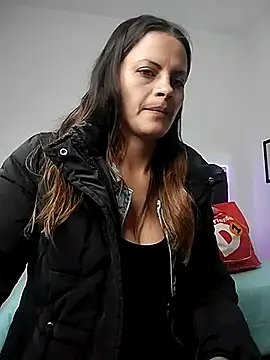 zhoelis xx online show from March 2025 01:40:02 PM