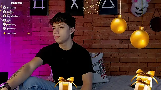 Ares Dickson online show from December 2024 06:43:02 AM