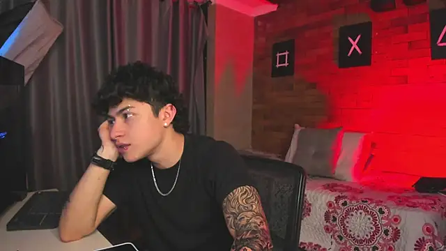 Ares Dickson online show from February 2025 06:03:01 AM