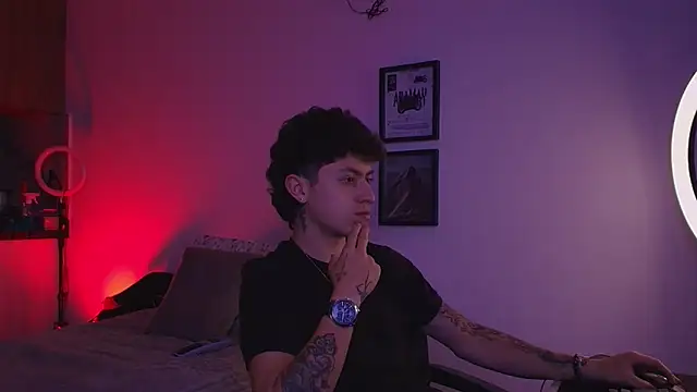 Ares Dickson online show from September 2025 06:46:02 AM