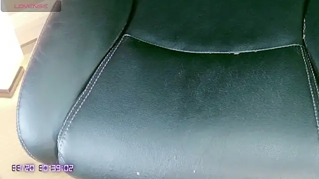 Hina-Happy online show from November 2025 01:39:02 AM