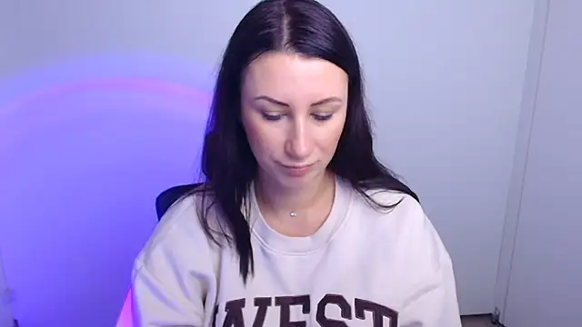 Loren Moa online show from October 2025 07:17:02 AM