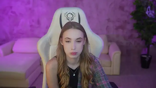 Linda054 online show from February 2025 08:00:02 AM