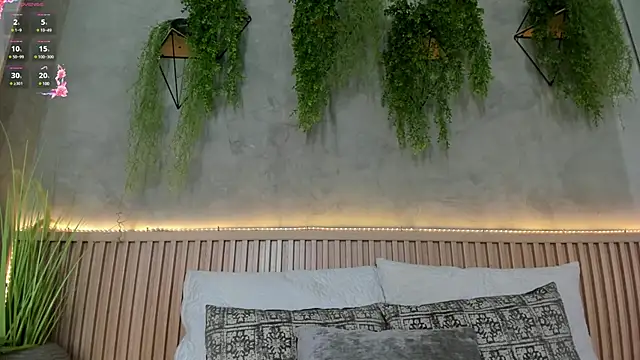 Lana Lann online show from January 2025 07:09:02 PM