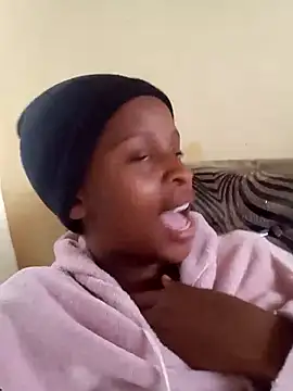 Nomawethu2002 online show from November 2025 07:25:01 AM