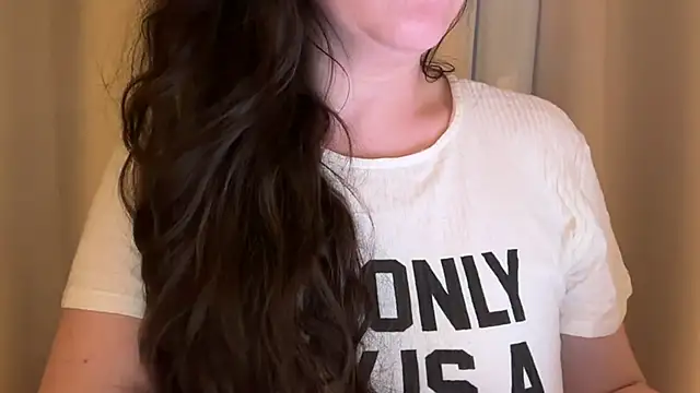 Snapshot of Sandysecret chatting on June 2026 08:41:01 PM Sandysecret online show from June 2026 08:41:01 PM