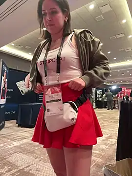 nerdynina online show from January 2025 02:12:02 AM