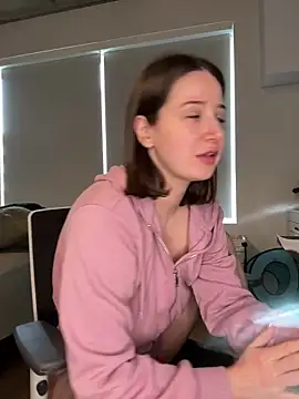 nerdynina online show from March 2025 07:05:01 PM