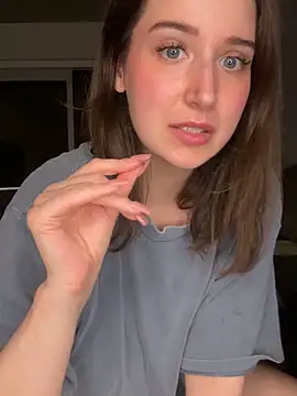 nerdynina online show from October 2025 12:24:02 AM